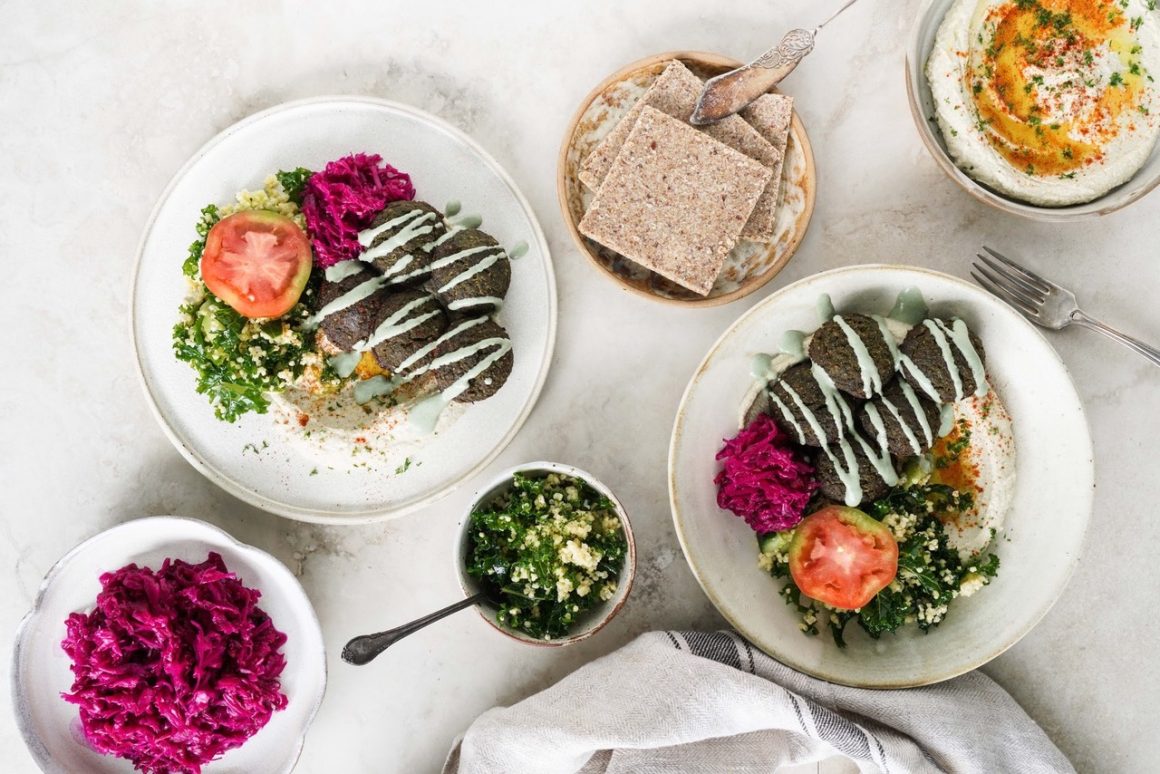 ▲Missing having good falafel in Vancouver, co-founder Lily created her own version, which has since become a staple at Plants. (Photo・Plants)