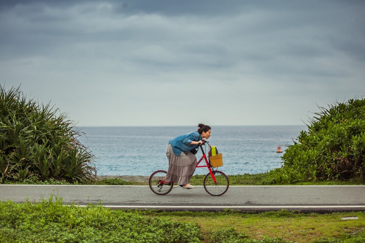 Bicycling at Qixingtan