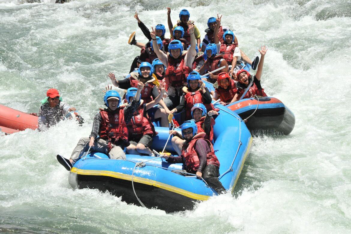 Rafting on Xiuguluan River