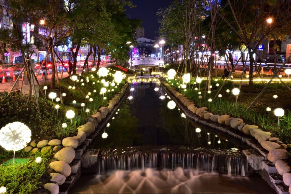 taichung-attractions-green-river-trail