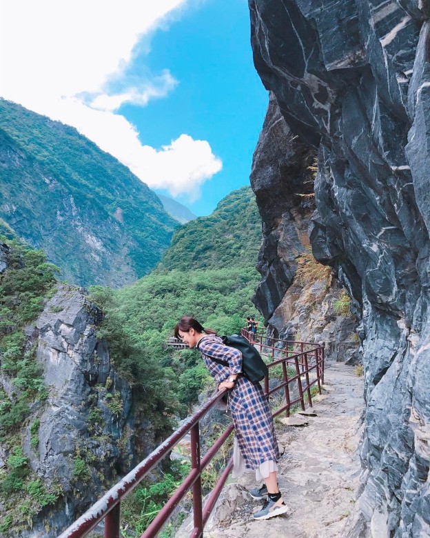Lushui Trail in Taroko National Park is a nice choice for beginner hikers.
